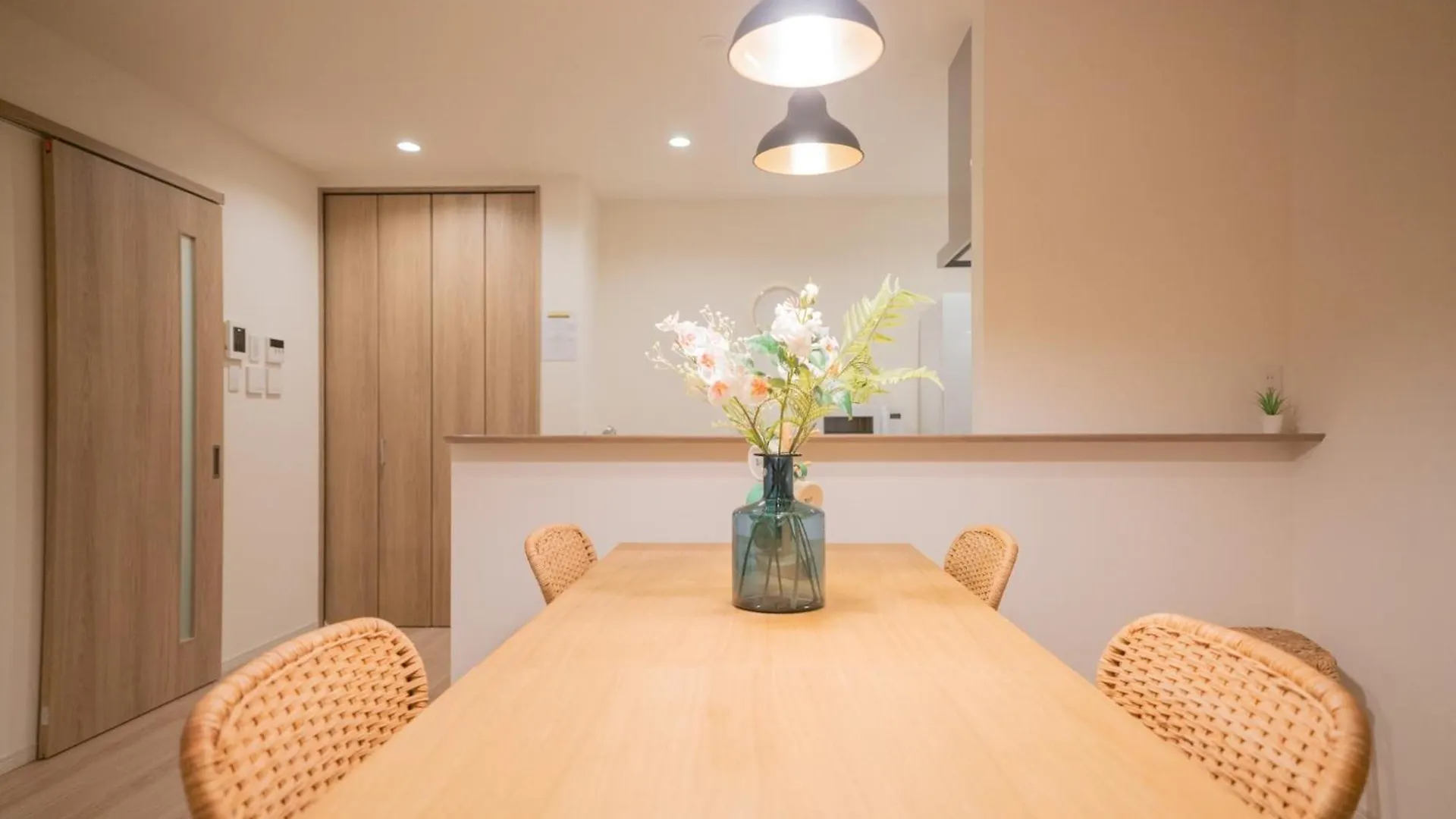 Tatil Evi Luxury 4 Bedroom Apartment - Vacation Stay 18460 Osaka